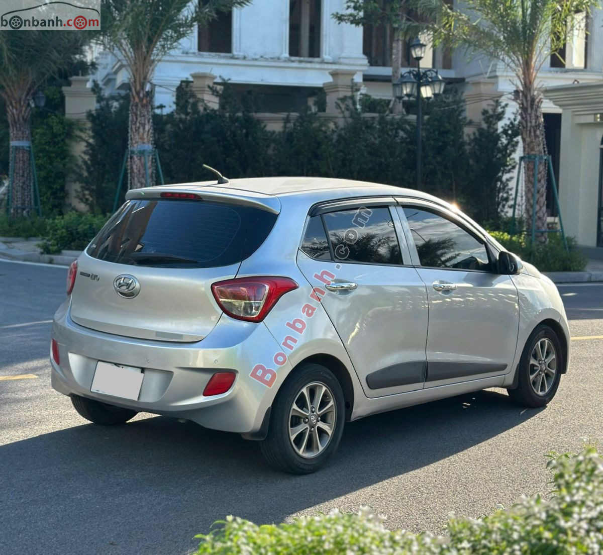 Bán ô tô Hyundai i10 Grand 1.0 AT - 2015 - xe cũ