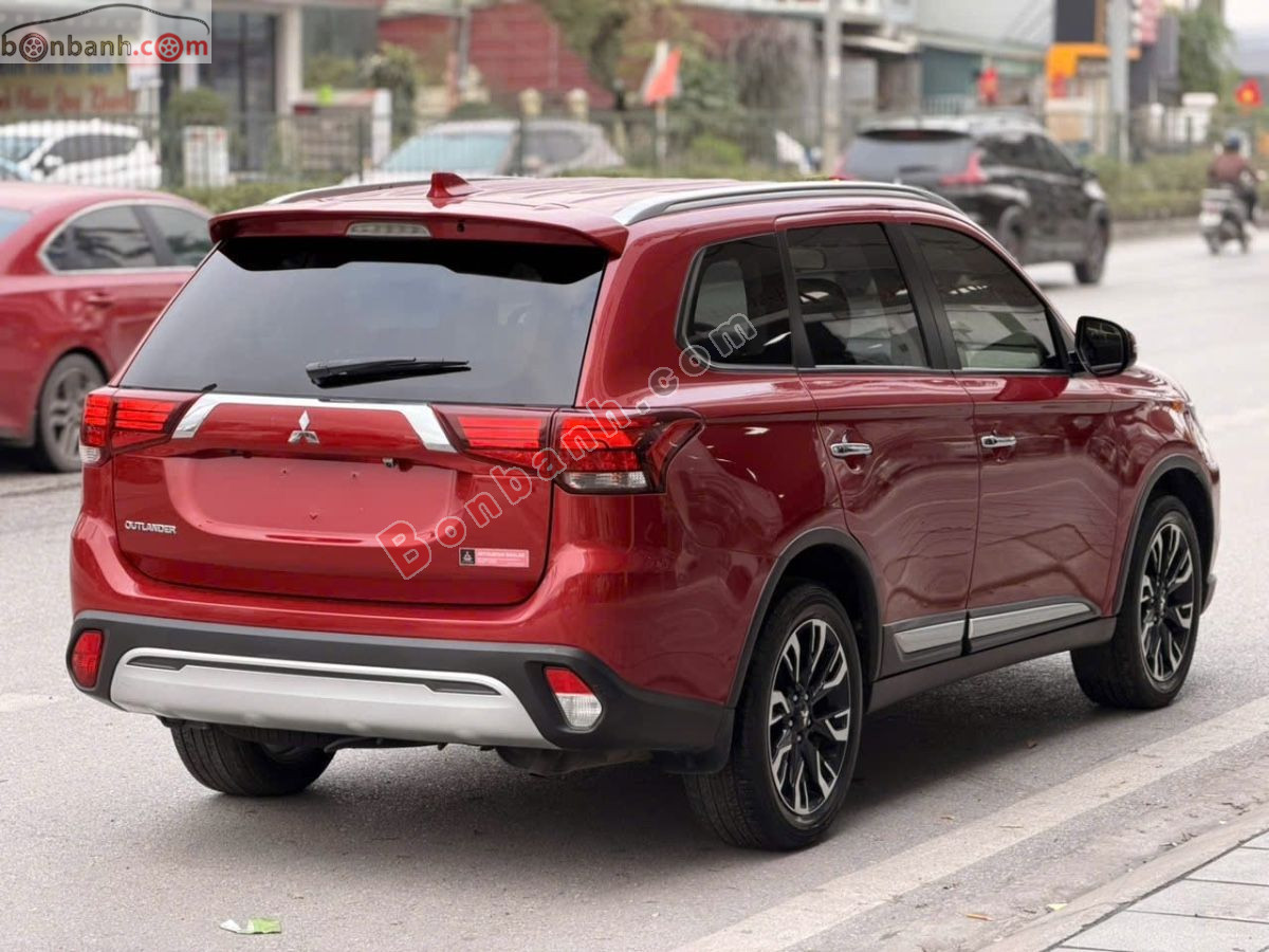 Bán ô tô Mitsubishi Outlander 2.0 CVT - 2020 - xe cũ