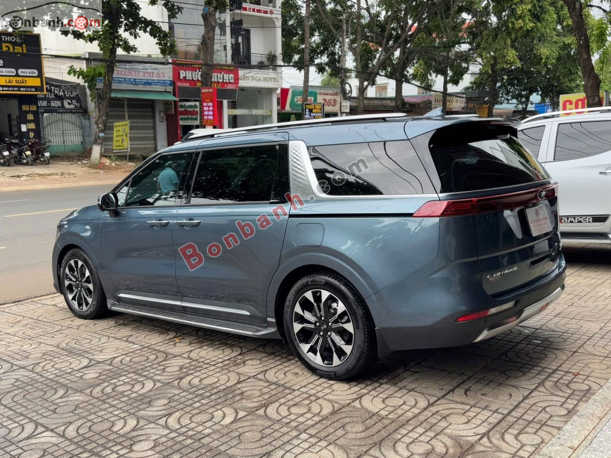 Bán ô tô Kia Carnival Premium 2.2D - 2022 - xe cũ