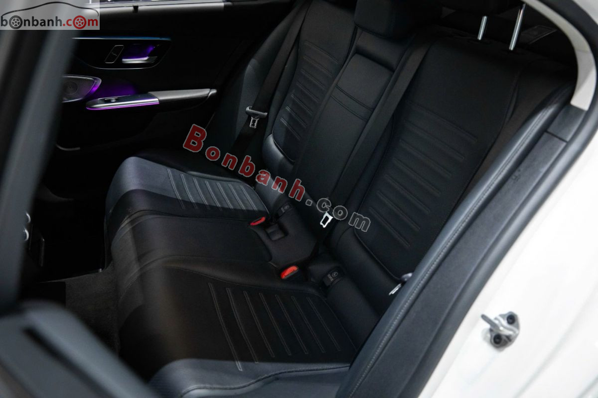 Bán ô tô Mercedes Benz C class C300 AMG - 2022 - xe cũ