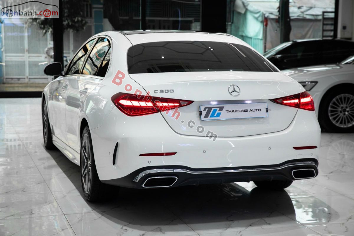 Bán ô tô Mercedes Benz C class C300 AMG - 2022 - xe cũ