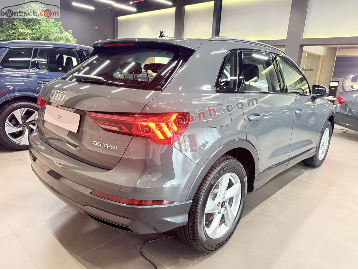 Bán ô tô Audi Q3 35 TFSI Advanced Black Edition - 2024 - xe mới