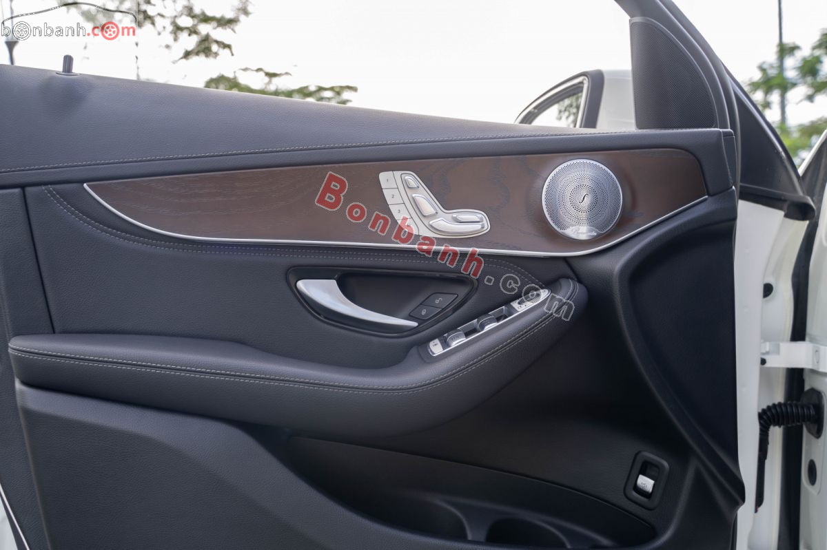 Bán ô tô Mercedes Benz GLC 200 4Matic - 2020 - xe cũ