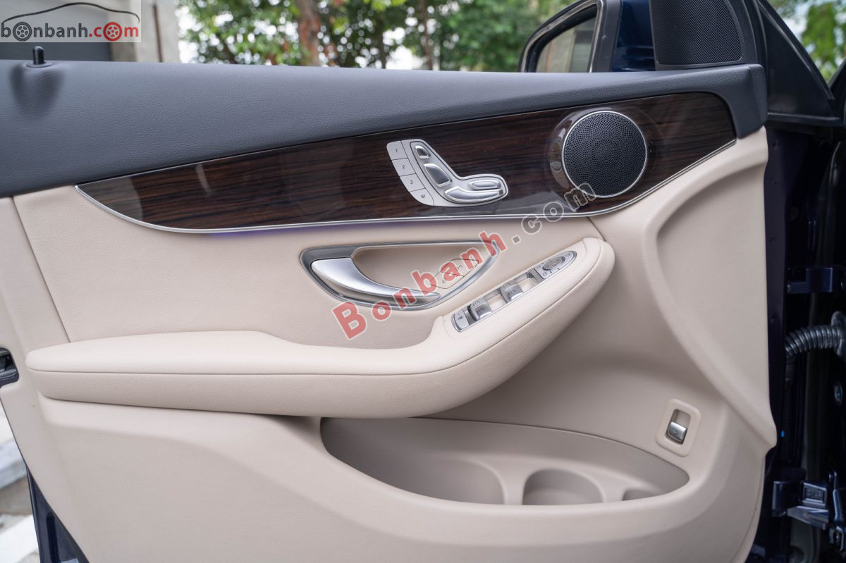 Bán ô tô Mercedes Benz GLC 200 - 2022 - xe cũ