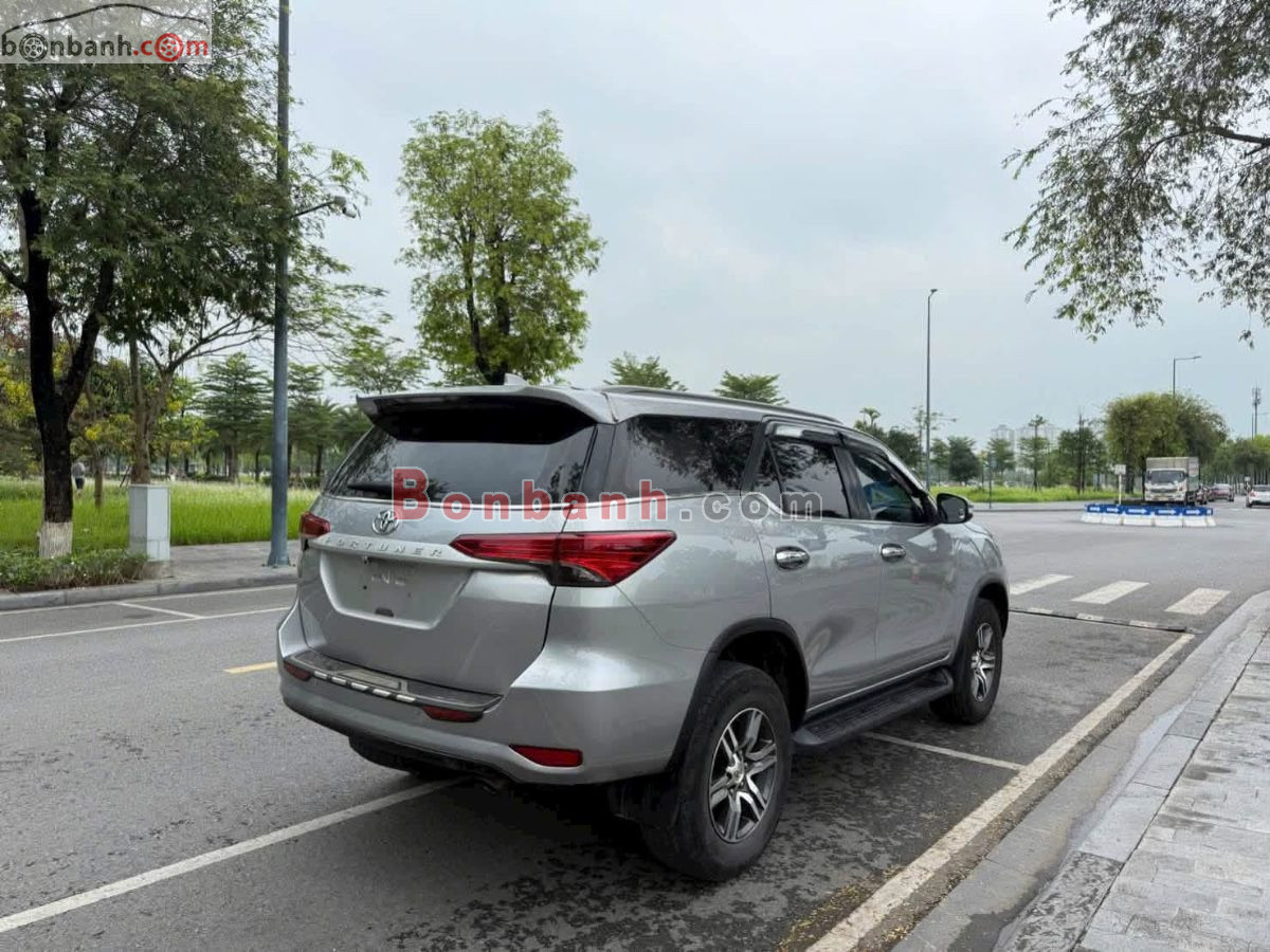 Bán ô tô Toyota Fortuner 2.4G 4x2 MT - 2017 - xe cũ