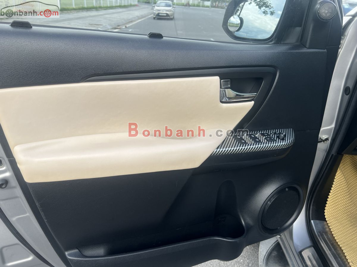 Bán ô tô Toyota Fortuner 2.4G 4x2 MT - 2017 - xe cũ