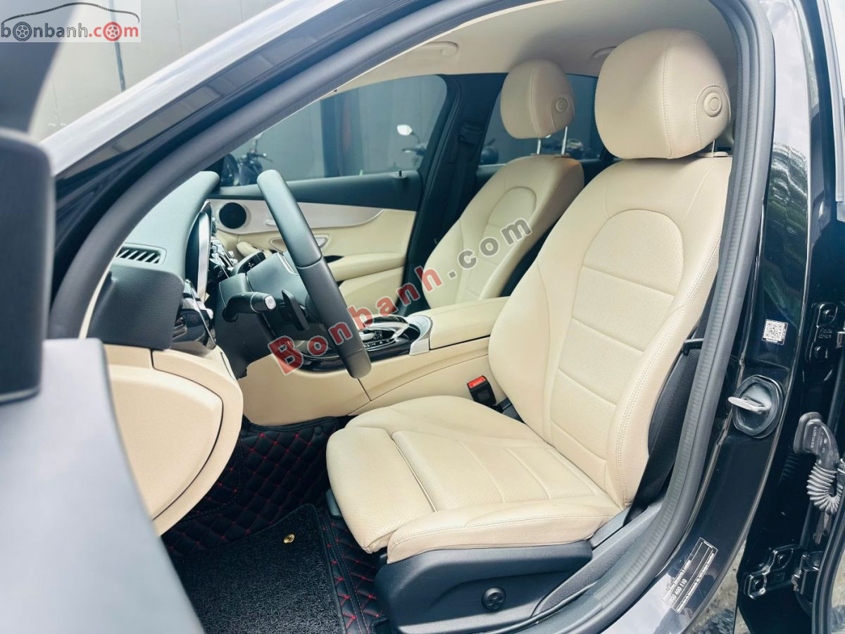Bán ô tô Mercedes Benz C class C180 AMG - 2020 - xe cũ