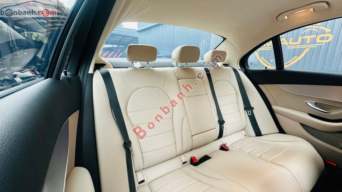 Bán ô tô Mercedes Benz C class C180 AMG - 2020 - xe cũ