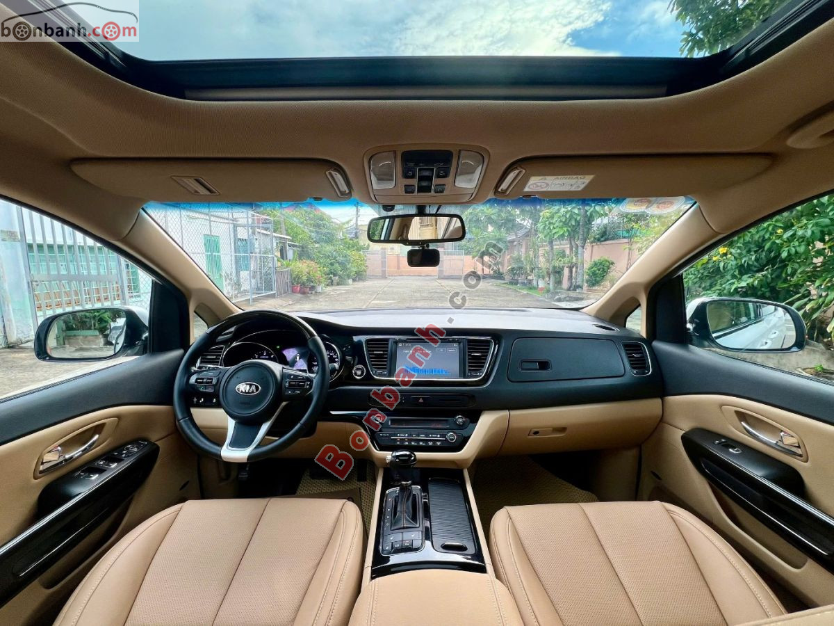 Bán ô tô Kia Sedona 2.2L DATH - 2017 - xe cũ