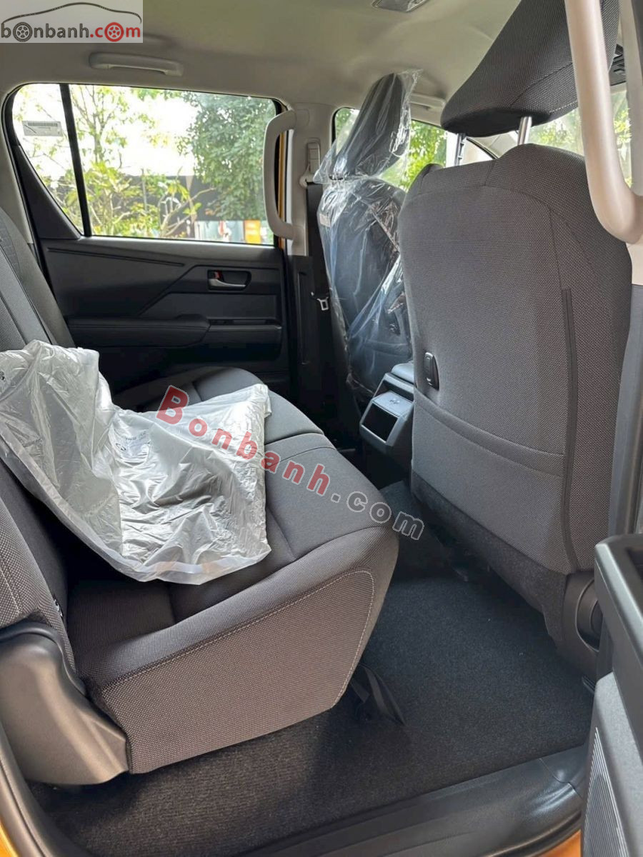 Bán ô tô Toyota Hilux Pro 2.8L 4x2 AT - 2026 - xe mới