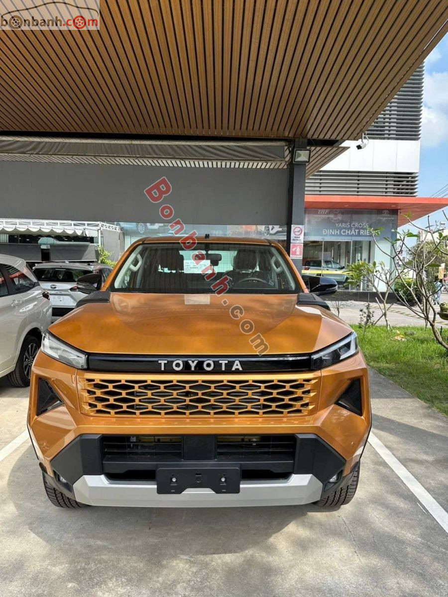 Bán ô tô Toyota Hilux Pro 2.8L 4x2 AT - 2026 - xe mới