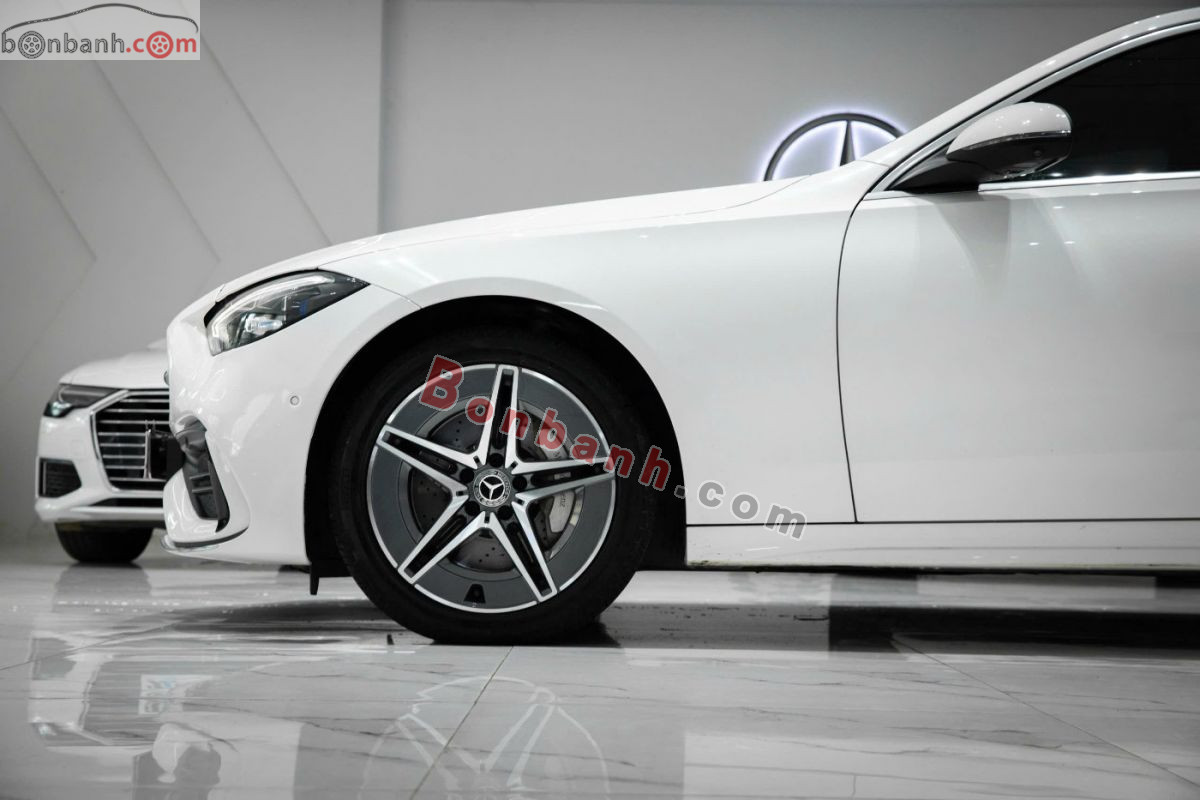 Bán ô tô Mercedes Benz C class C300 AMG - 2022 - xe cũ