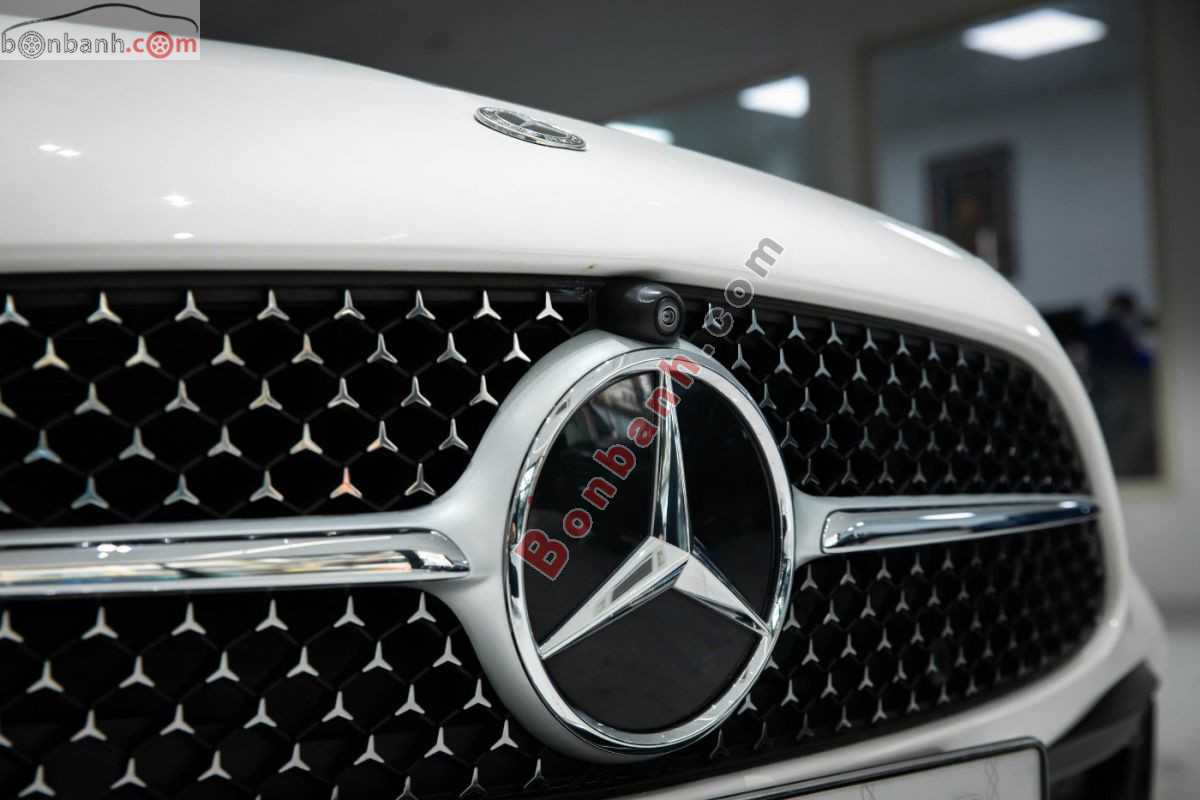 Bán ô tô Mercedes Benz C class C300 AMG - 2022 - xe cũ