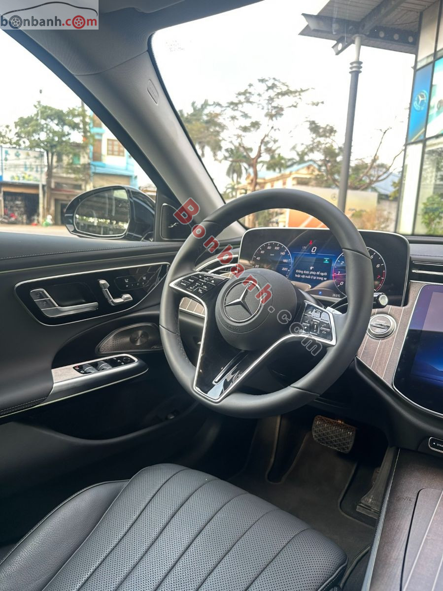 Bán ô tô Mercedes Benz E class E200 Exclusive - 2025 - xe cũ