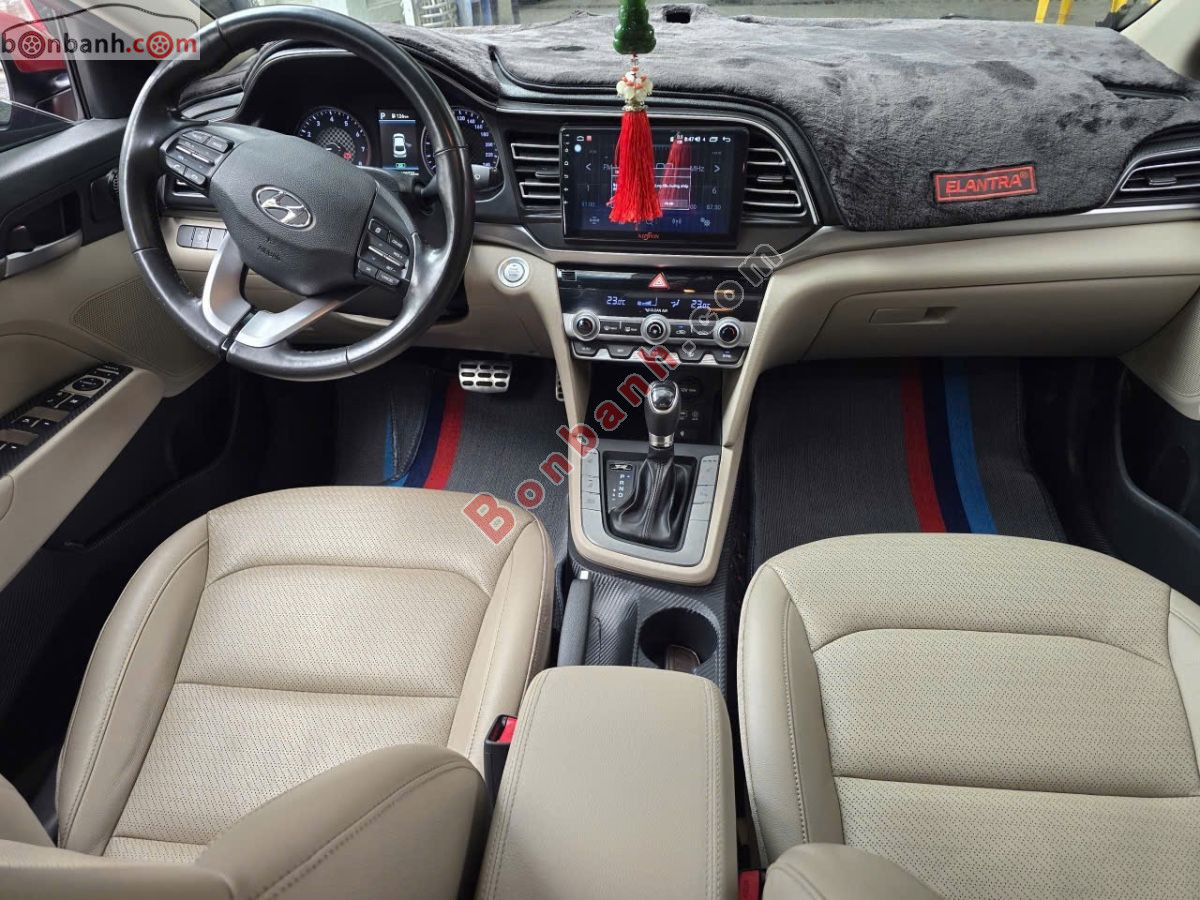 Bán ô tô Hyundai Elantra 2.0 AT - 2020 - xe cũ