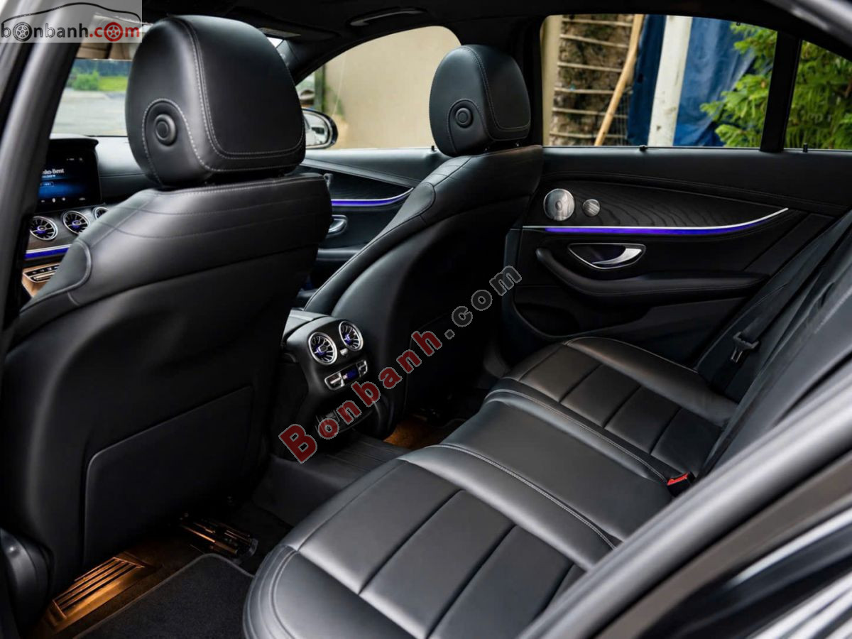 Bán ô tô Mercedes Benz E class E300 AMG - 2022 - xe cũ