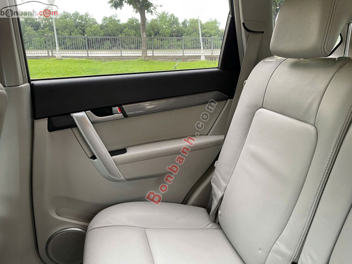 Bán ô tô Chevrolet Captiva LTZ 2.4 AT - 2013 - xe cũ