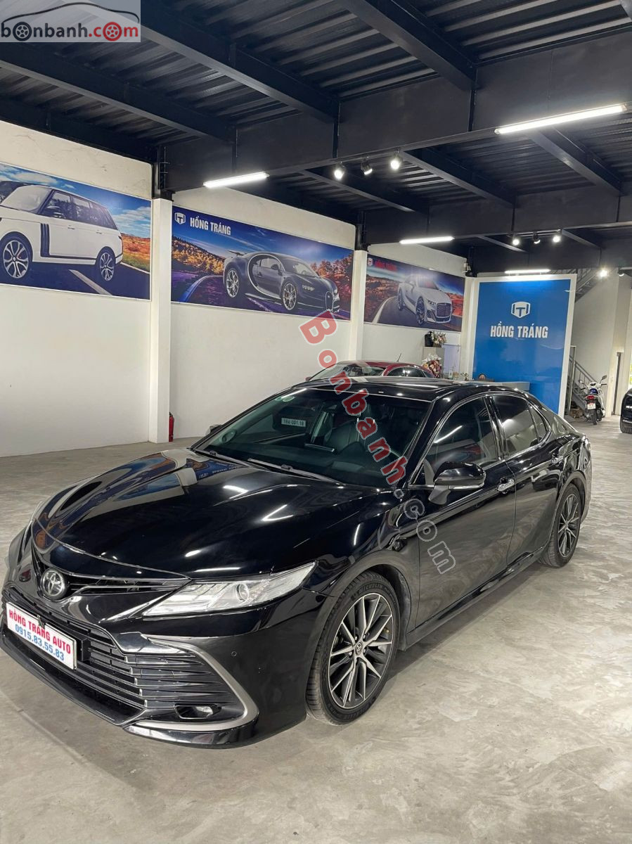 Bán ô tô Toyota Camry 2.0Q - 2022 - xe cũ