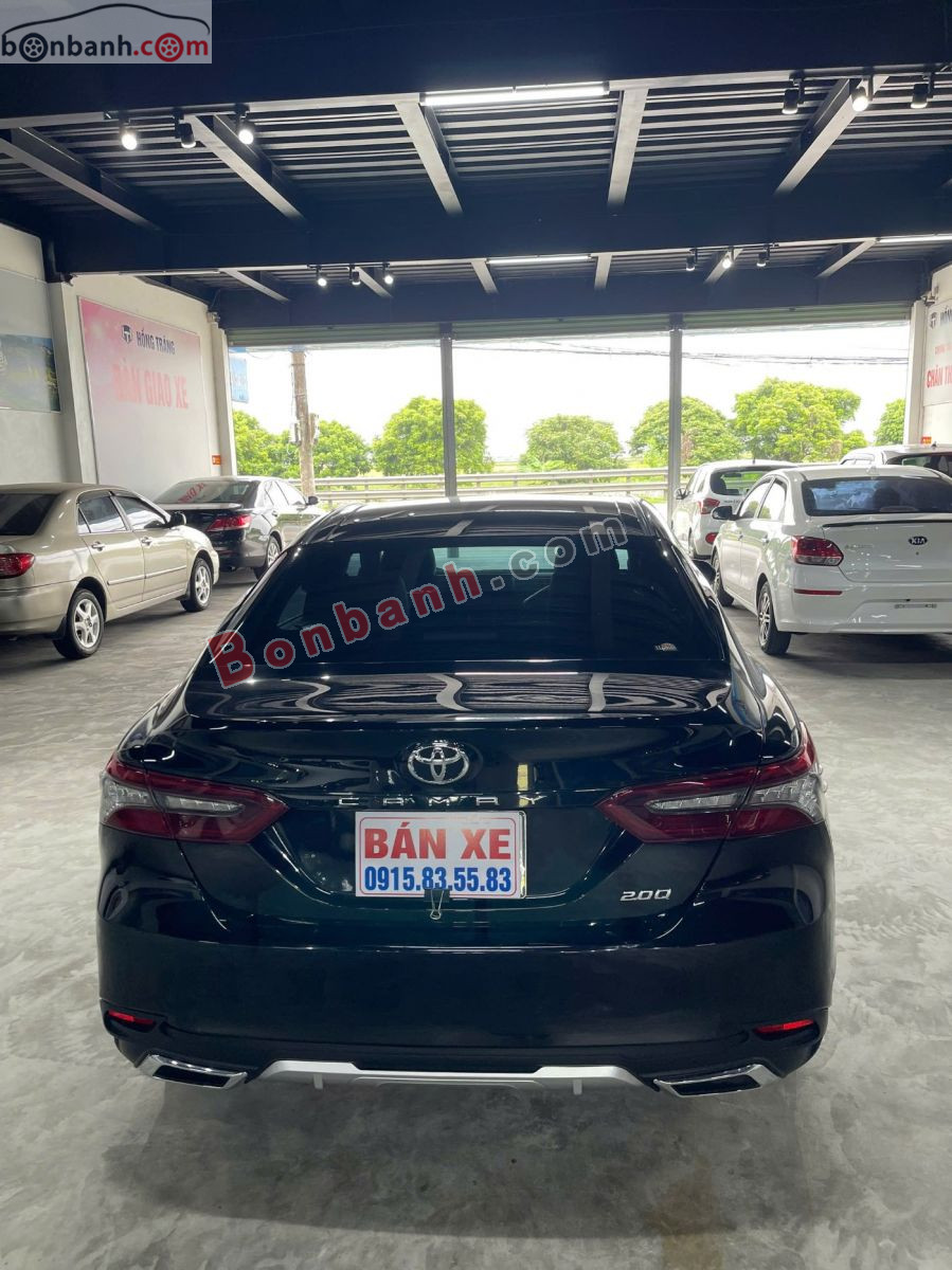 Bán ô tô Toyota Camry 2.0Q - 2022 - xe cũ