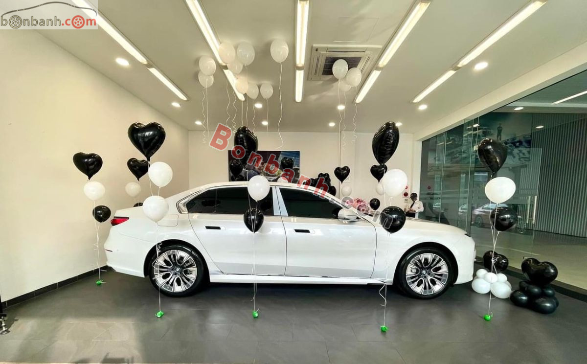 Bán ô tô BMW 7 Series 740i Pure Excellence - 2026 - xe mới