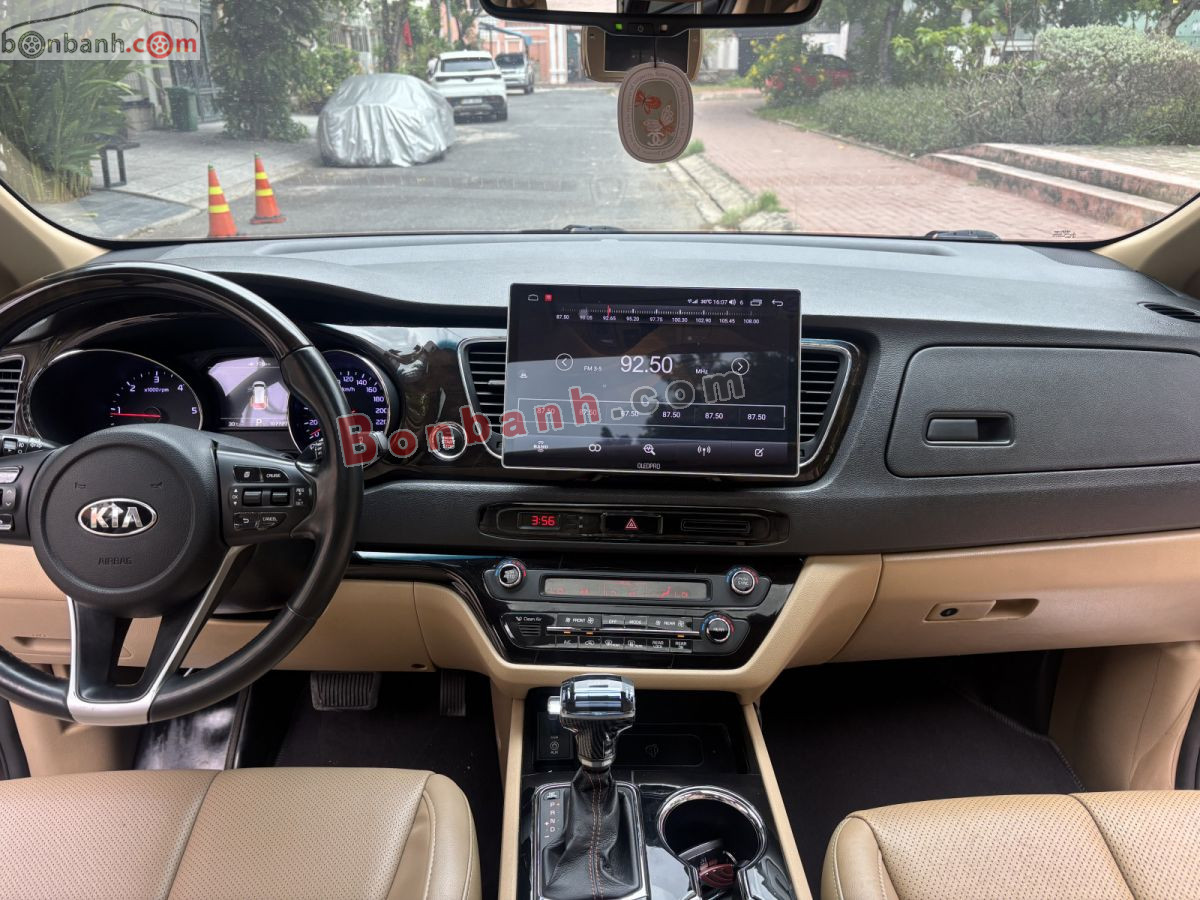 Bán ô tô Kia Sedona 2.2 DAT Luxury - 2020 - xe cũ
