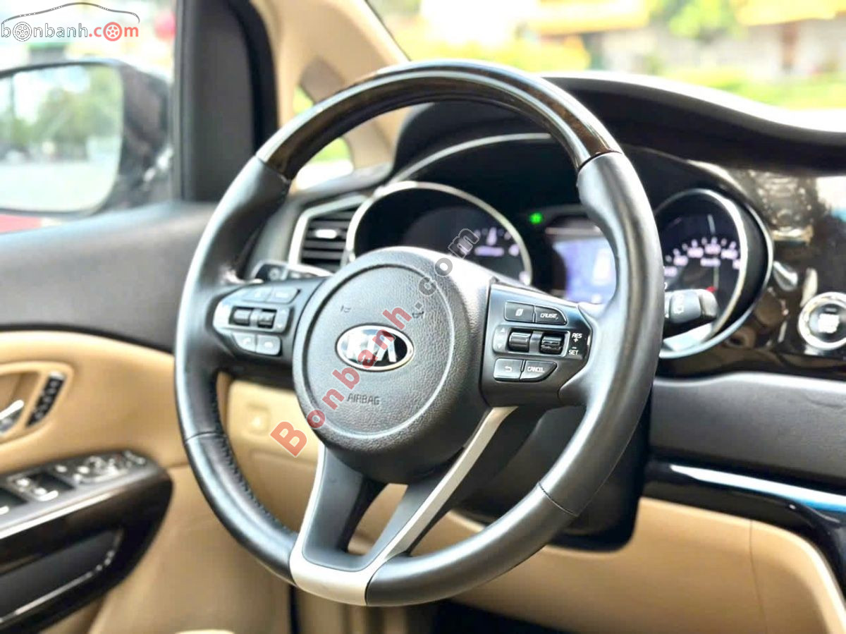 Bán ô tô Kia Sedona 2.2 DAT Luxury - 2020 - xe cũ