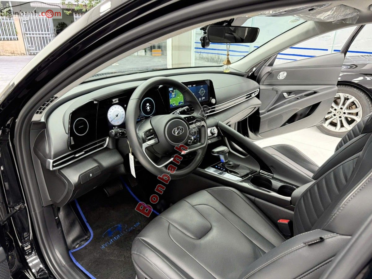Bán ô tô Hyundai Elantra 1.6 AT Đặc biệt - 2025 - xe cũ