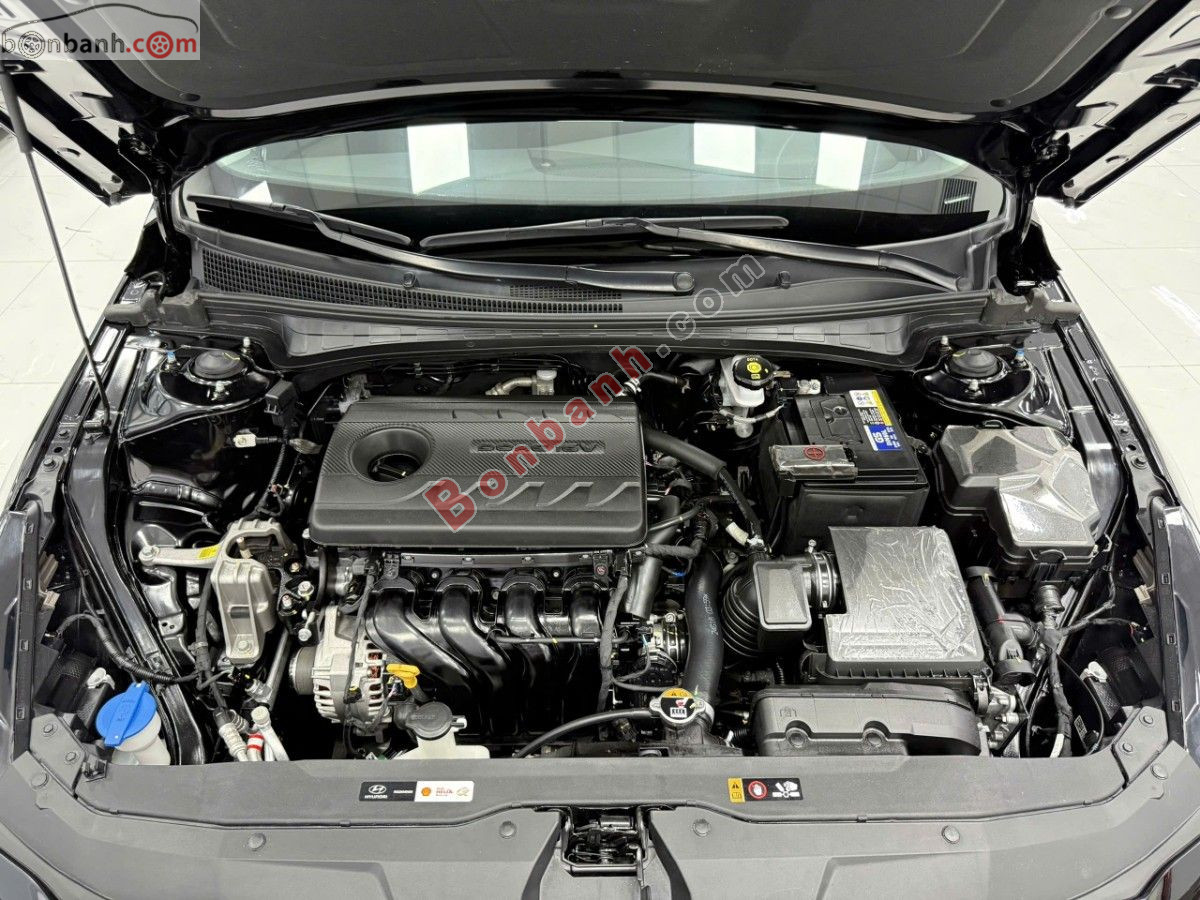 Bán ô tô Hyundai Elantra 1.6 AT Đặc biệt - 2025 - xe cũ