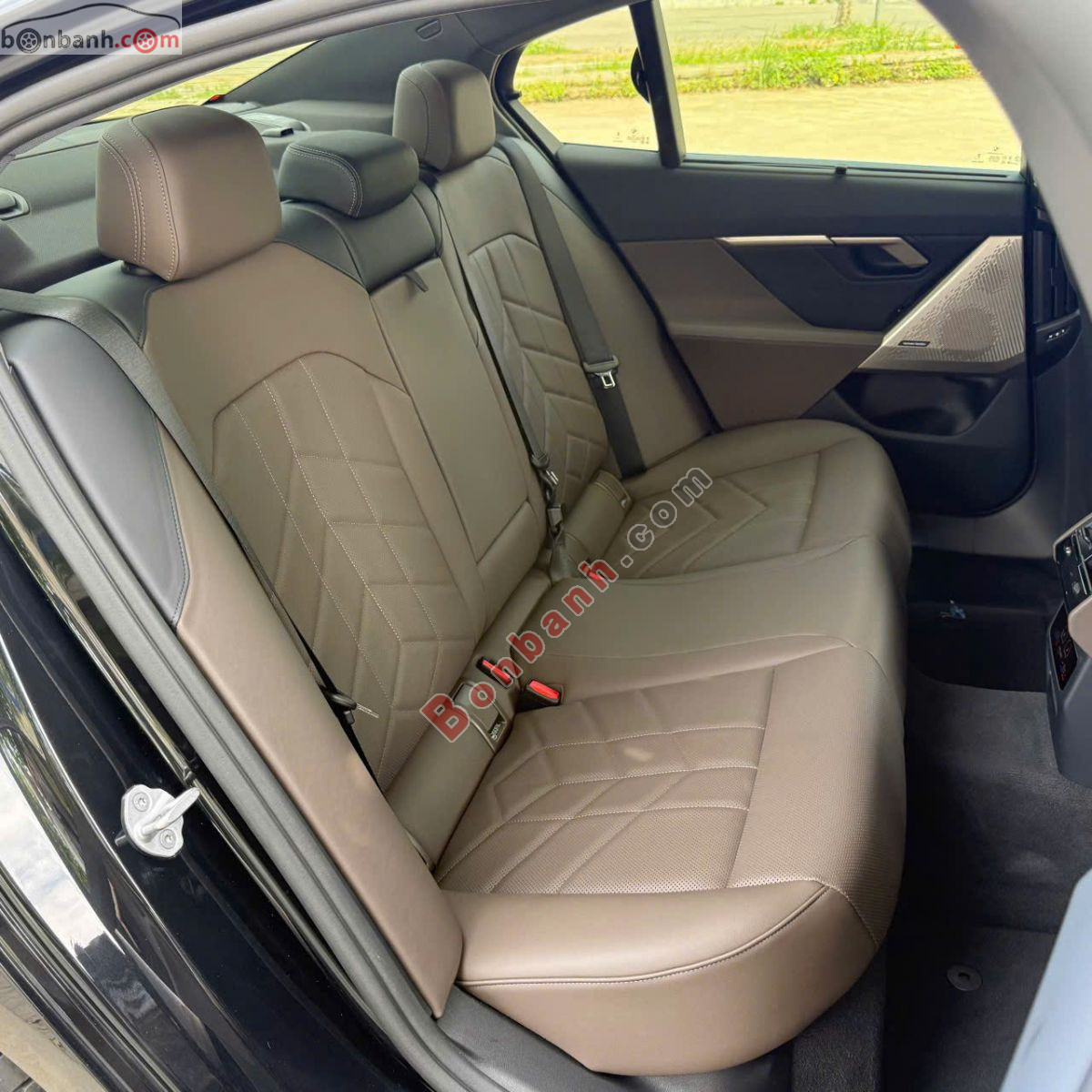 Bán ô tô BMW 5 Series 520i Premium - 2025 - xe cũ