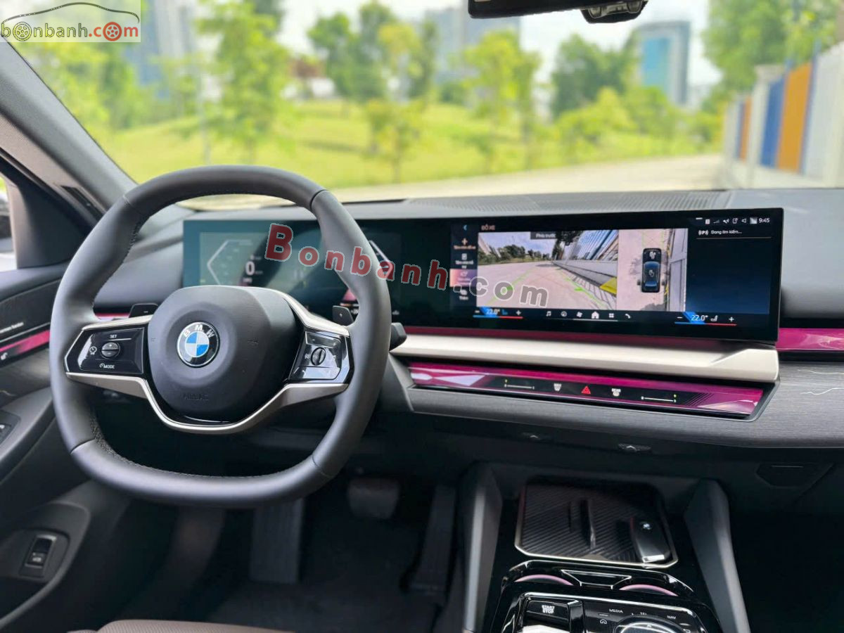 Bán ô tô BMW 5 Series 520i Premium - 2025 - xe cũ