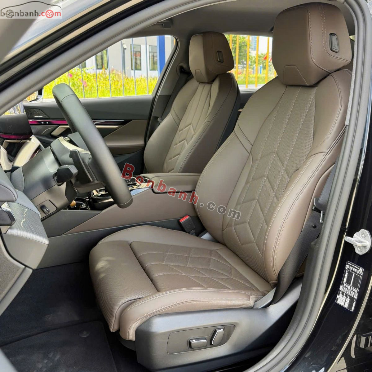 Bán ô tô BMW 5 Series 520i Premium - 2025 - xe cũ