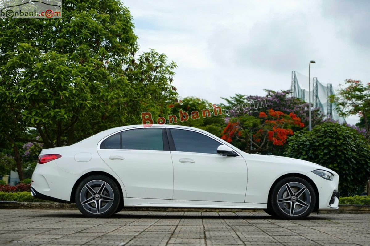 Bán ô tô Mercedes Benz C class C300 AMG - 2025 - xe mới