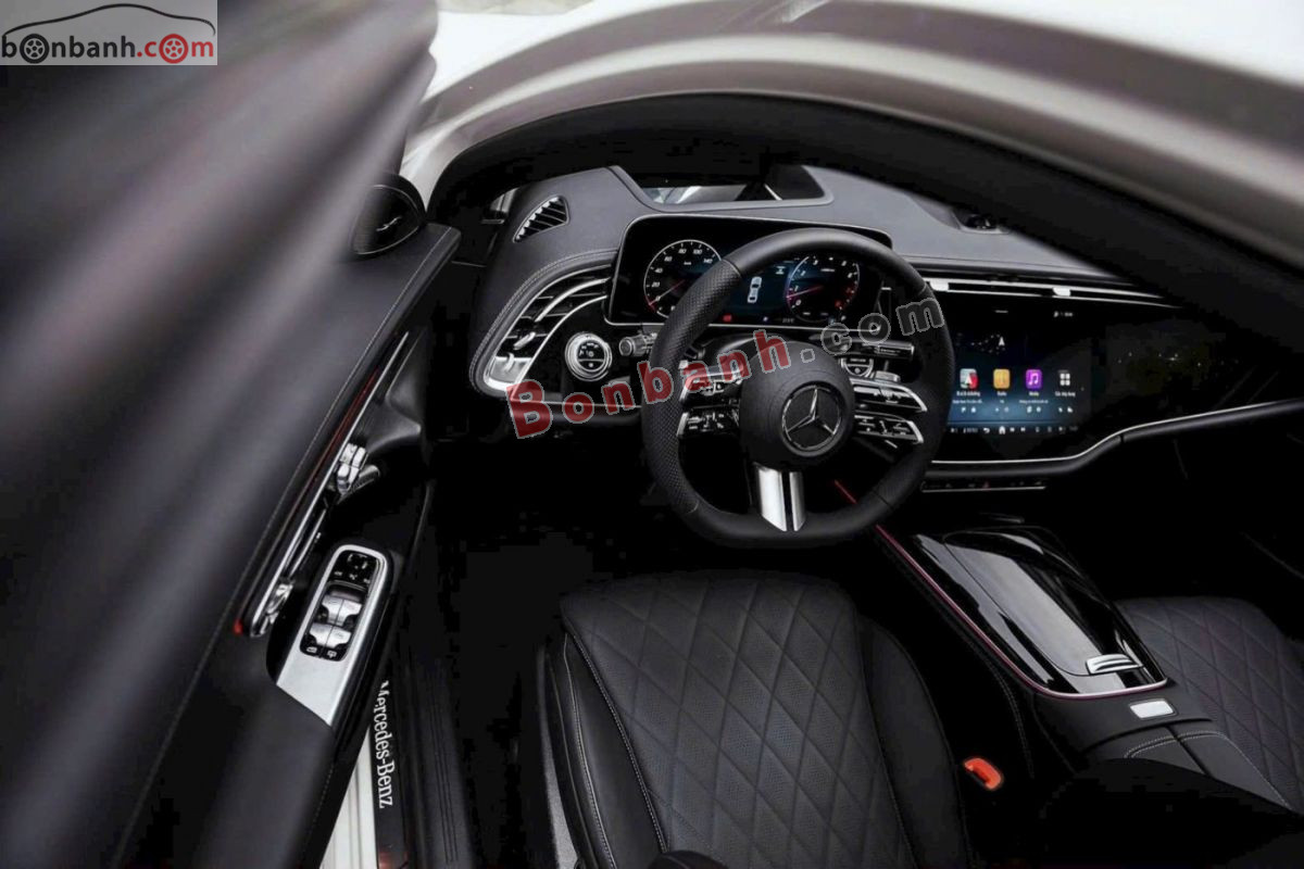Bán ô tô Mercedes Benz E class E300 AMG - 2026 - xe mới