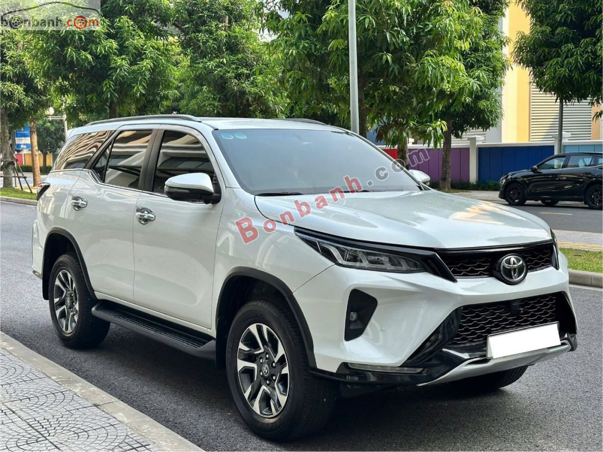 Bán ô tô Toyota Fortuner 2.4G 4x2 AT Legender - 2021 - xe cũ