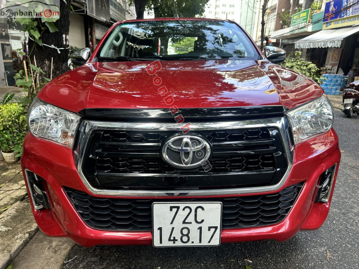 Bán ô tô Toyota Hilux 2.4E 4x2 AT - 2019 - xe cũ