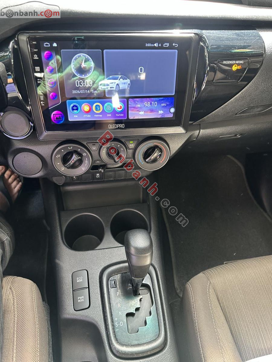 Bán ô tô Toyota Hilux 2.4E 4x2 AT - 2019 - xe cũ