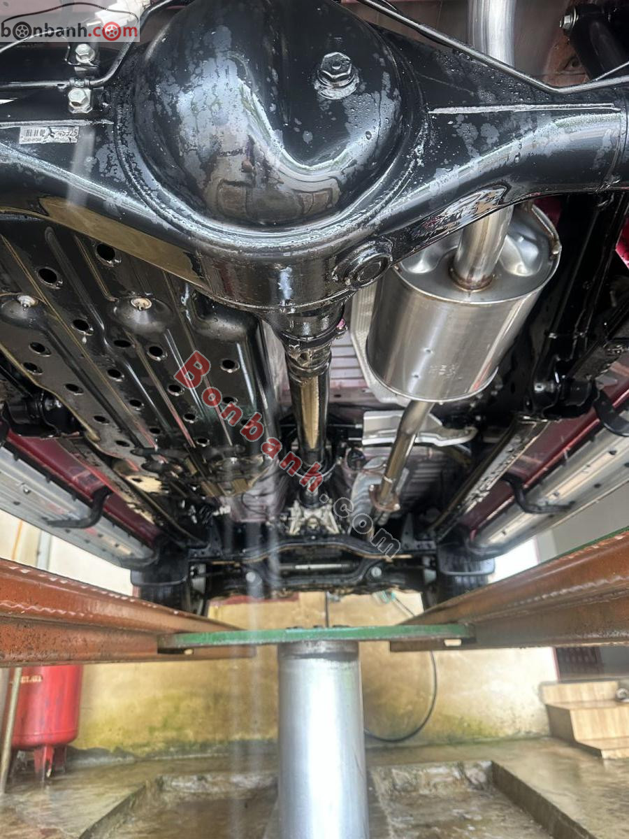 Bán ô tô Toyota Hilux 2.4E 4x2 AT - 2019 - xe cũ