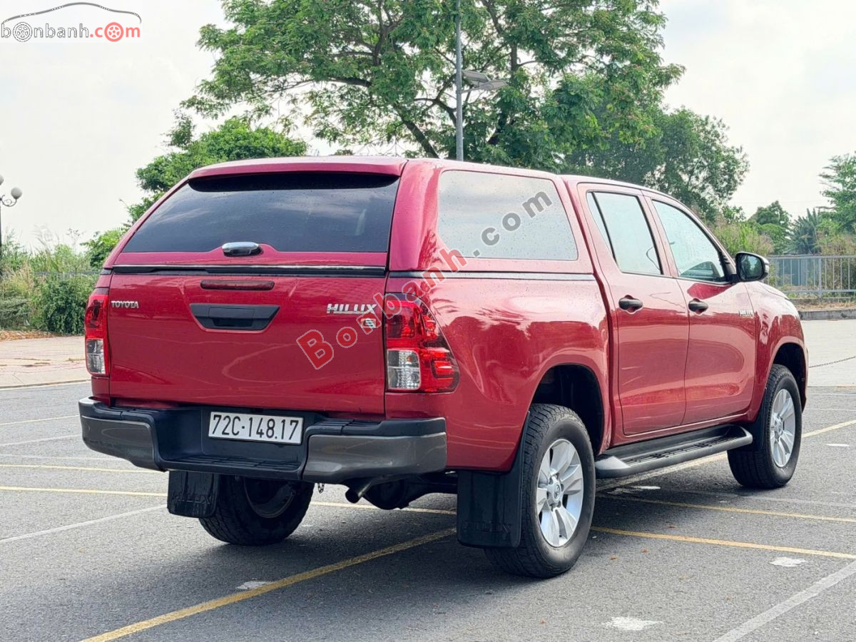 Bán ô tô Toyota Hilux 2.4E 4x2 AT - 2019 - xe cũ