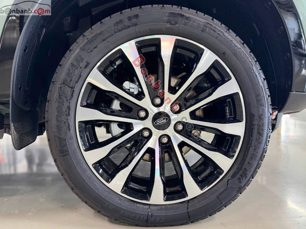 Bán ô tô Ford Everest Platinum+ 2.3L 4x4 AT - 2026 - xe mới
