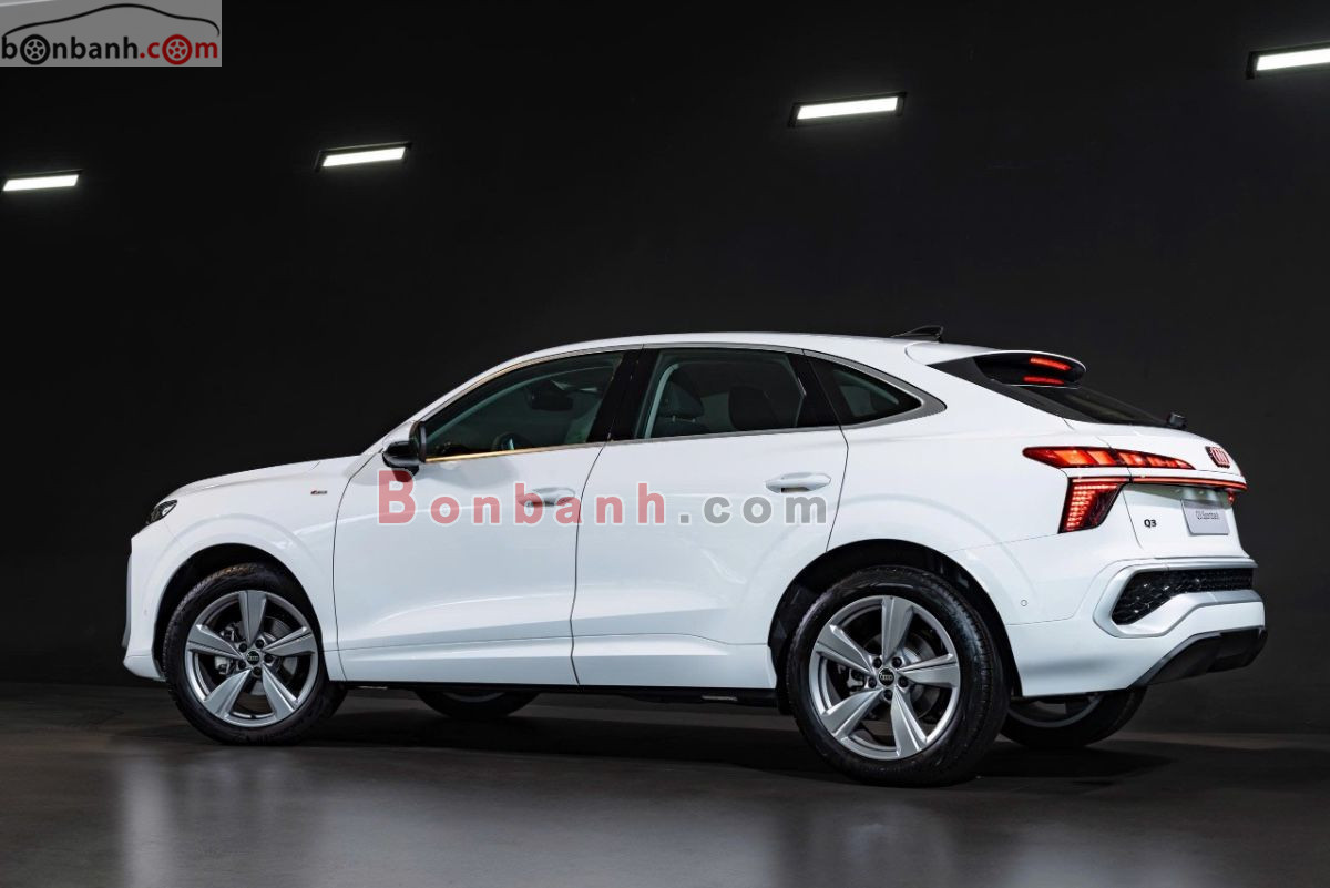 Bán ô tô Audi Q3 1.5 TFSI Sportback Sline - 2026 - xe mới
