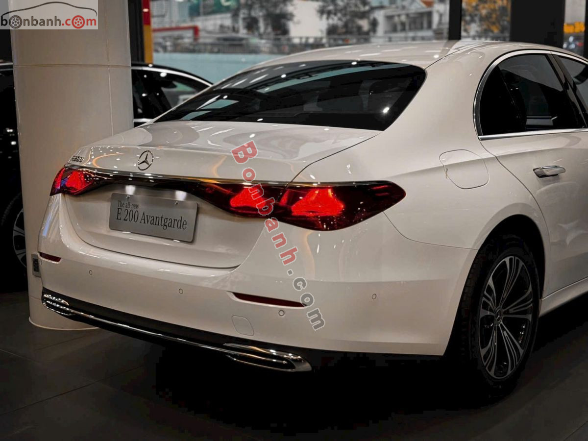 Bán ô tô Mercedes Benz E class E200 Avantgarde - 2025 - xe mới