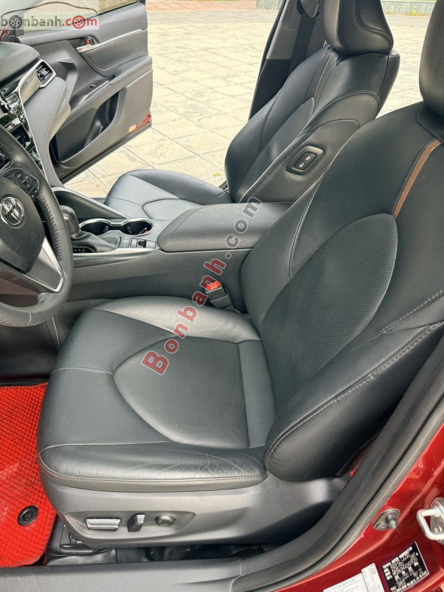 Bán ô tô Toyota Camry 2.5Q - 2022 - xe cũ