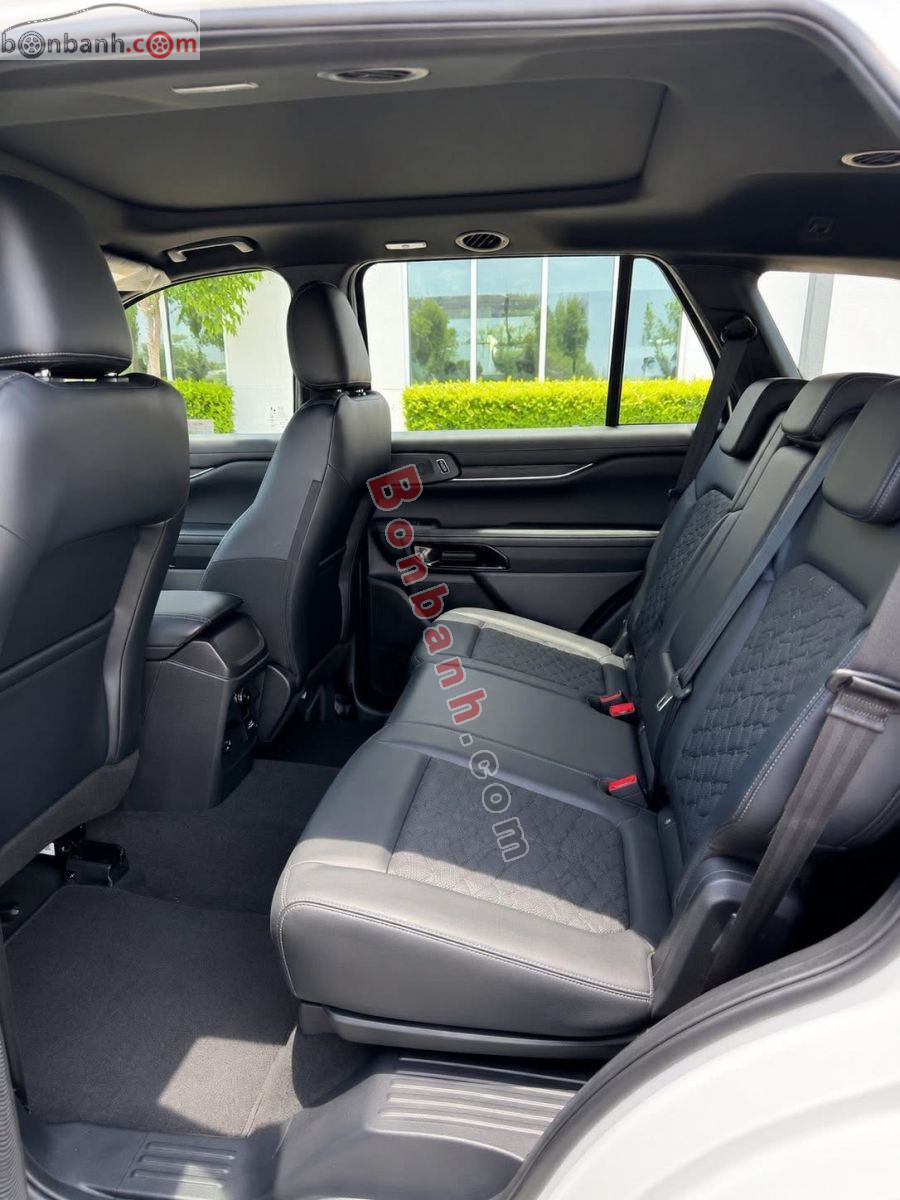 Bán ô tô Ford Everest Platinum 2.0L 4x2 AT - 2026 - xe mới
