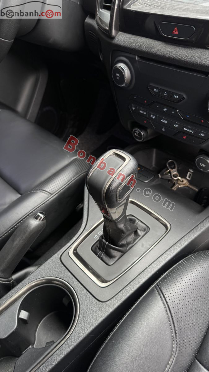 Bán ô tô Ford Everest Titanium 2.0L 4x2 AT - 2020 - xe cũ