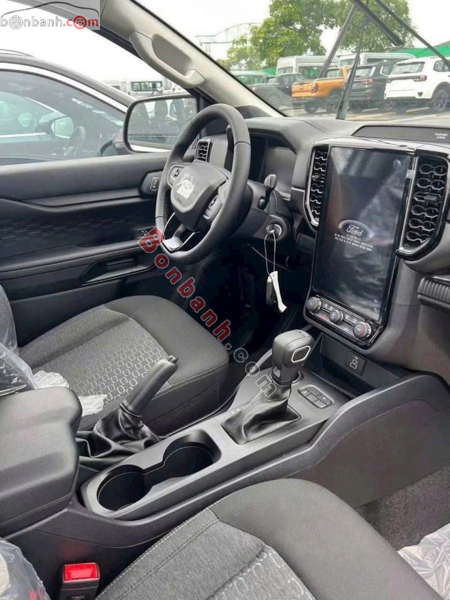 Bán ô tô Ford Ranger XLS 2.0L 4x2 AT - 2026 - xe mới