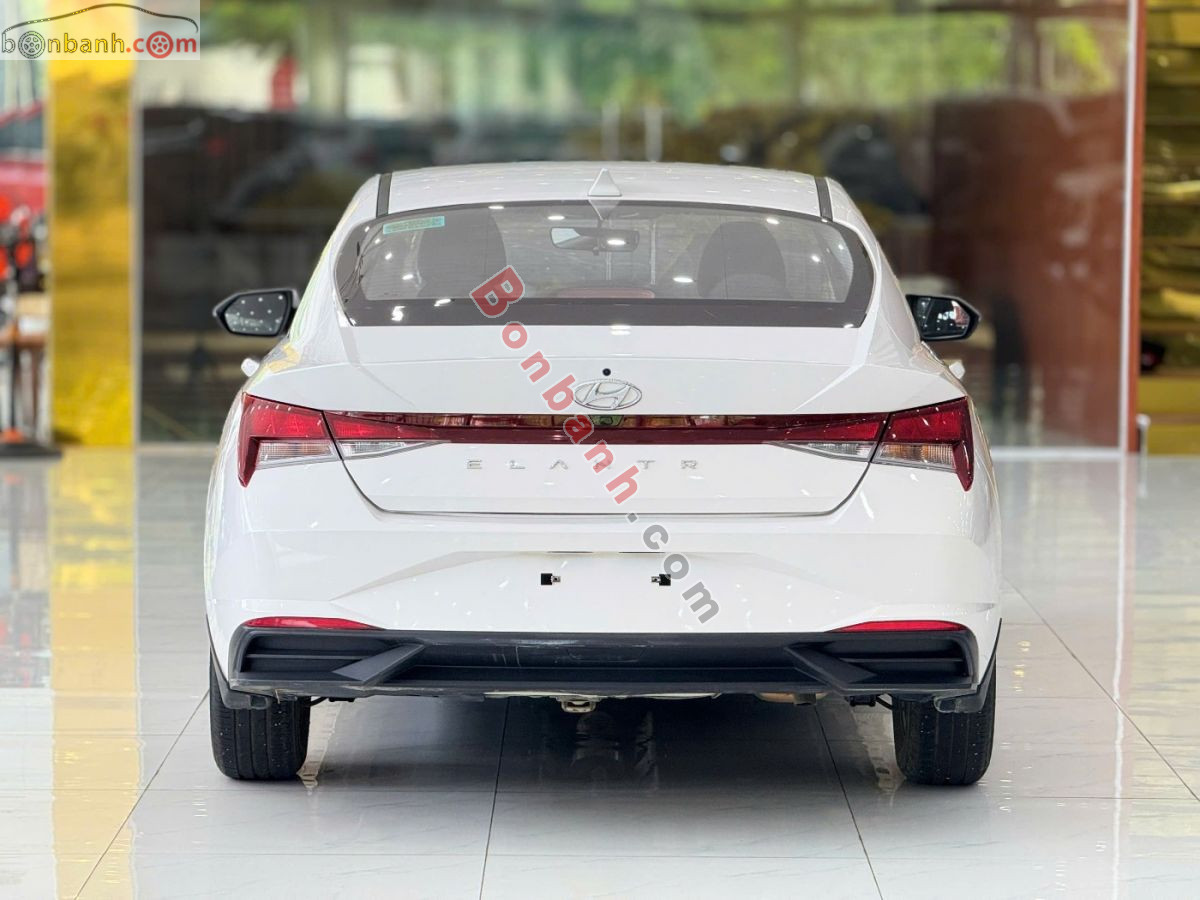 Bán ô tô Hyundai Elantra 1.6 AT Tiêu chuẩn - 2023 - xe cũ
