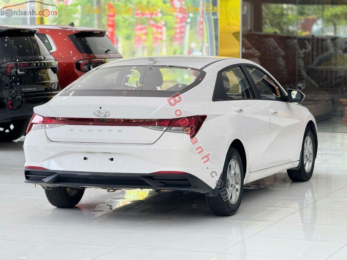 Bán ô tô Hyundai Elantra 1.6 AT Tiêu chuẩn - 2023 - xe cũ