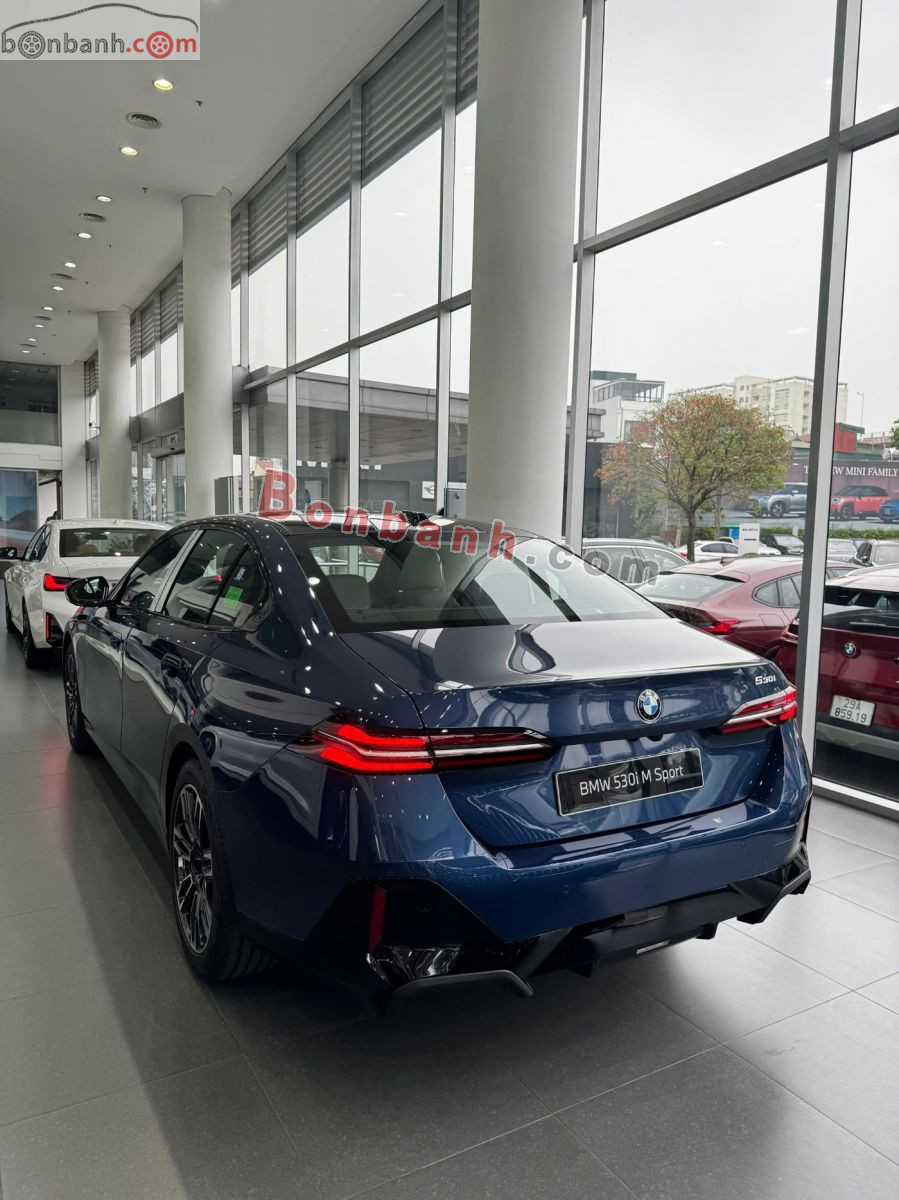 Bán ô tô BMW 5 Series 530i M Sport - 2026 - xe mới
