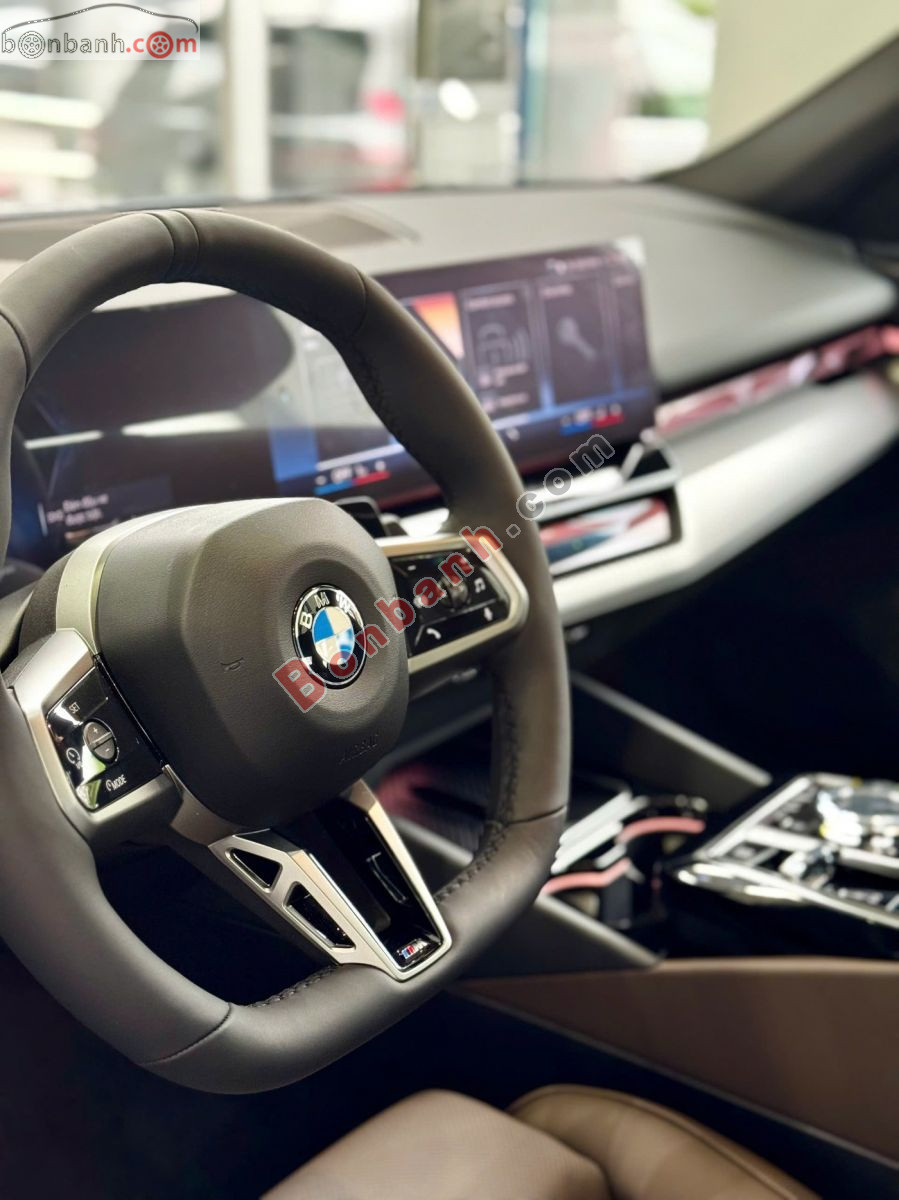 Bán ô tô BMW 5 Series 530i M Sport - 2026 - xe mới
