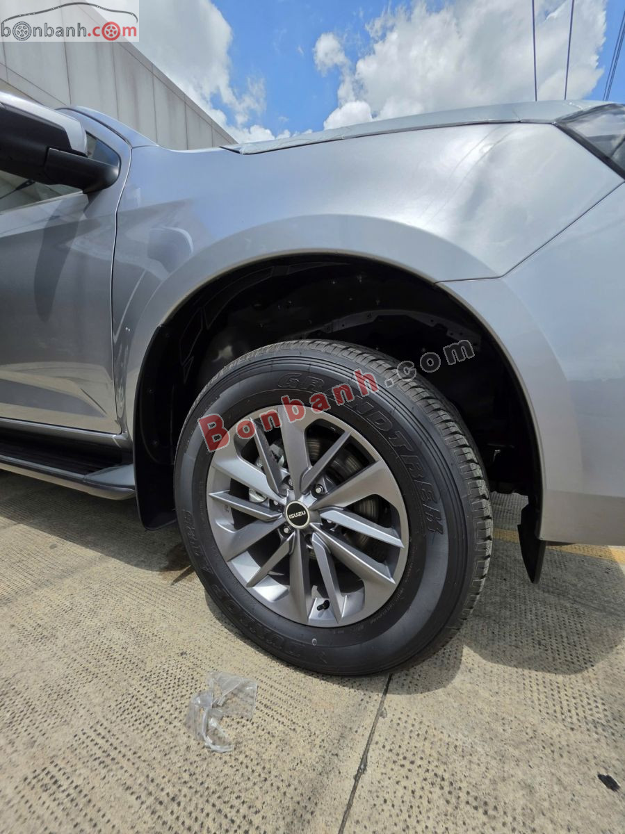 Bán ô tô Isuzu MU-X B7 Plus 1.9 4X2 AT - 2025 - xe mới